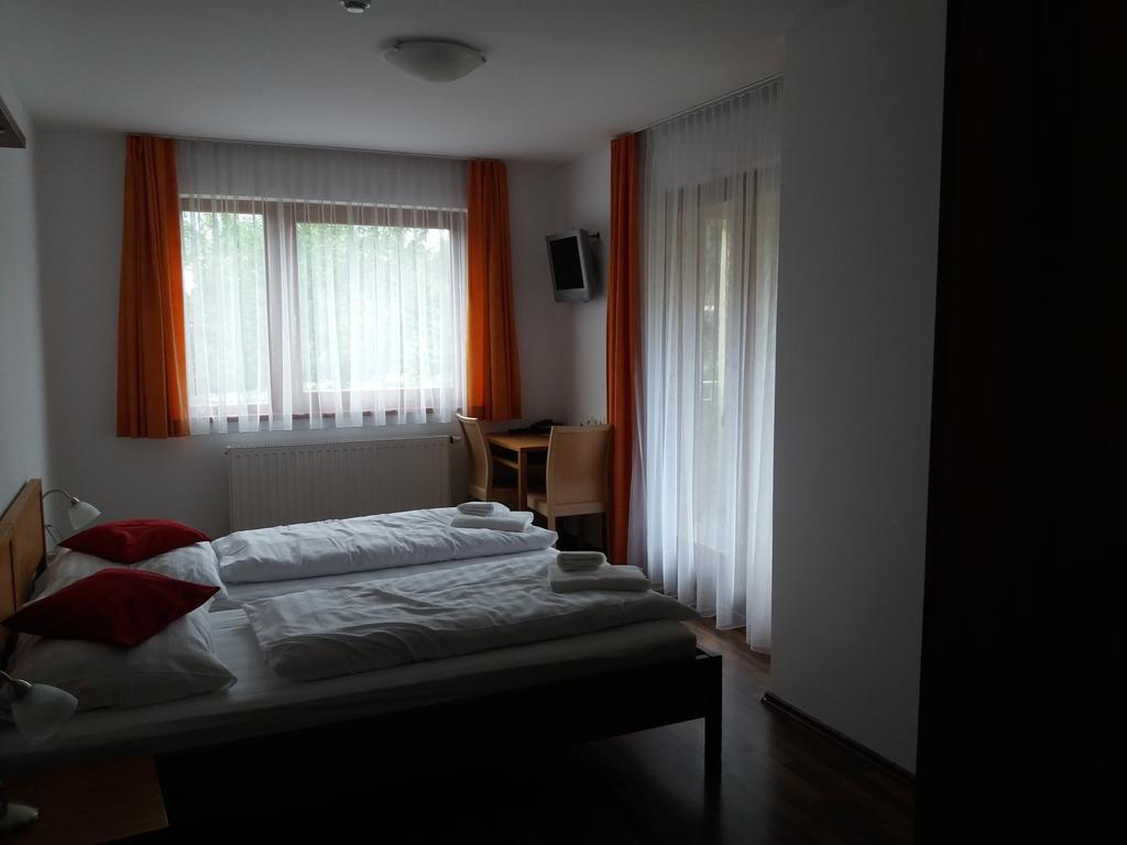 Balaca Panzio Hotel Veszprém Екстериор снимка